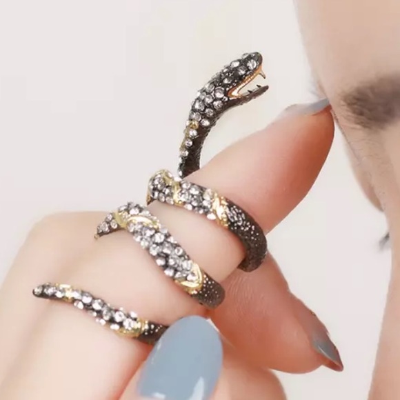 Alexis Bittar Jewelry - Alexis Bittar✨Ring & Earrings Serpent Pave Set